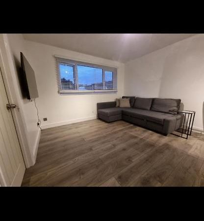 Modern 2 Bed Apartment & Free Parking Κάντεμπερι Εξωτερικό φωτογραφία